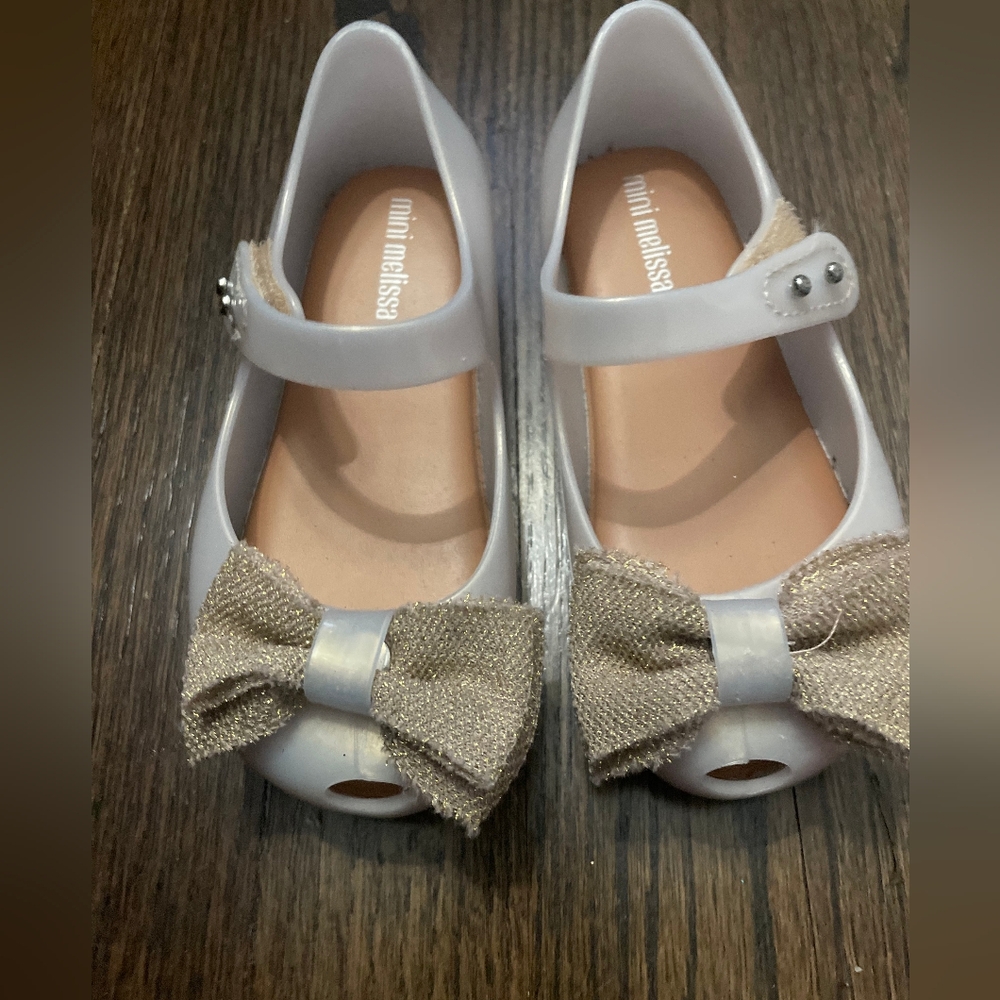 Mini Melissa Bow Flats 9 EUC